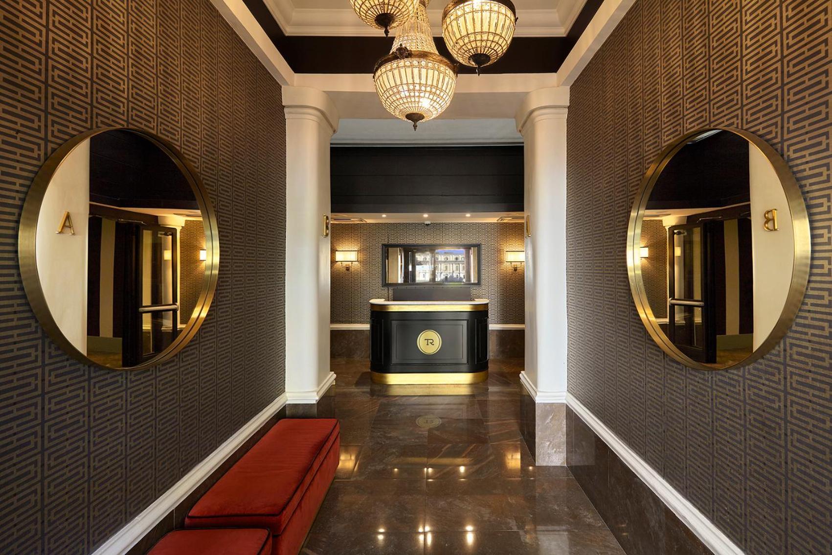 Trianon Borgo Pio Aparthotel Roma Esterno foto