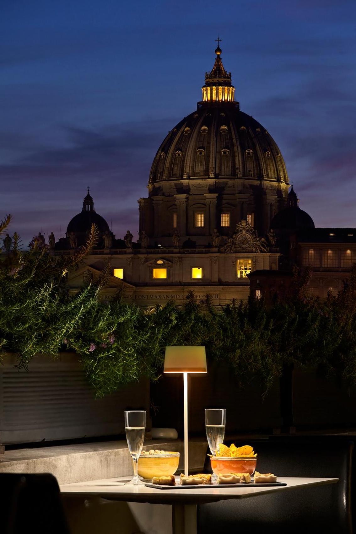 Trianon Borgo Pio Aparthotel Roma Esterno foto