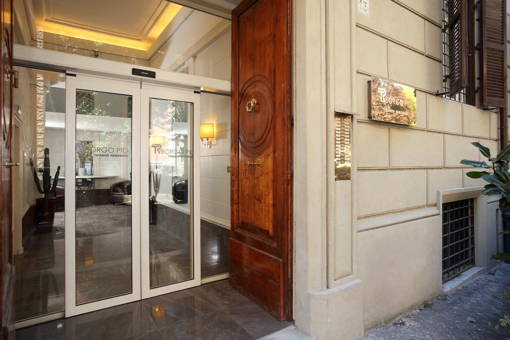 Trianon Borgo Pio Aparthotel Roma Esterno foto